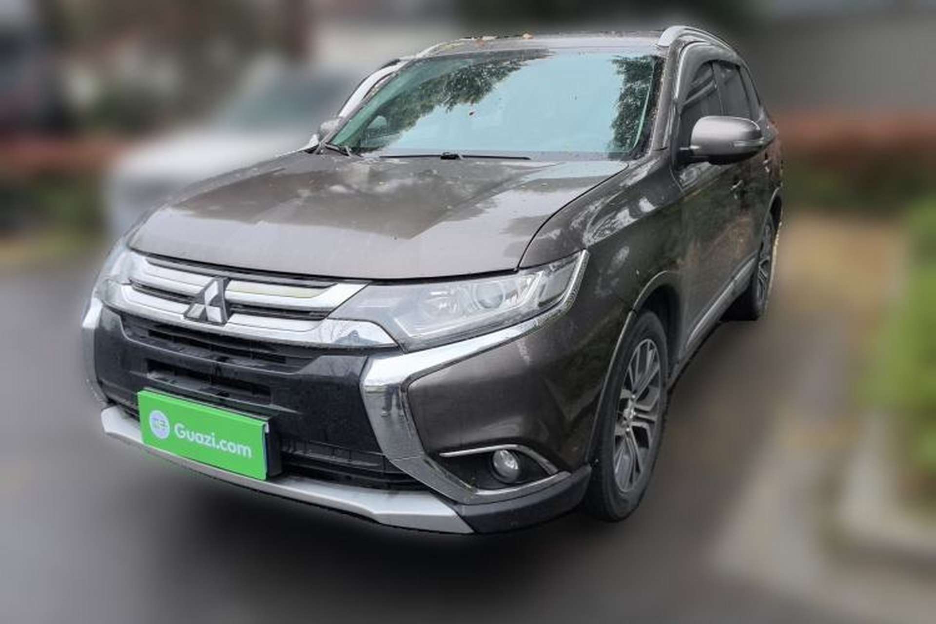 Used Mitsubishi Outlander 2017 2.0L Two-Wheel Drive Glory Edition 5 Seats Front Left 45 Deg
