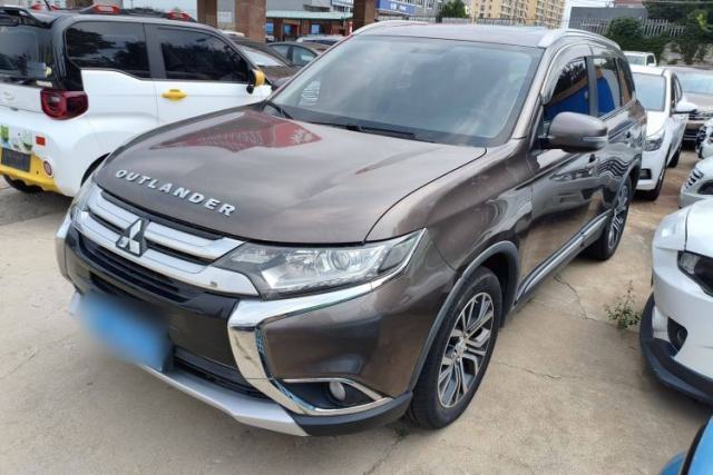 Used Mitsubishi Outlander 2017 2.0L Two-Wheel Drive Glory Edition 5 Seats
