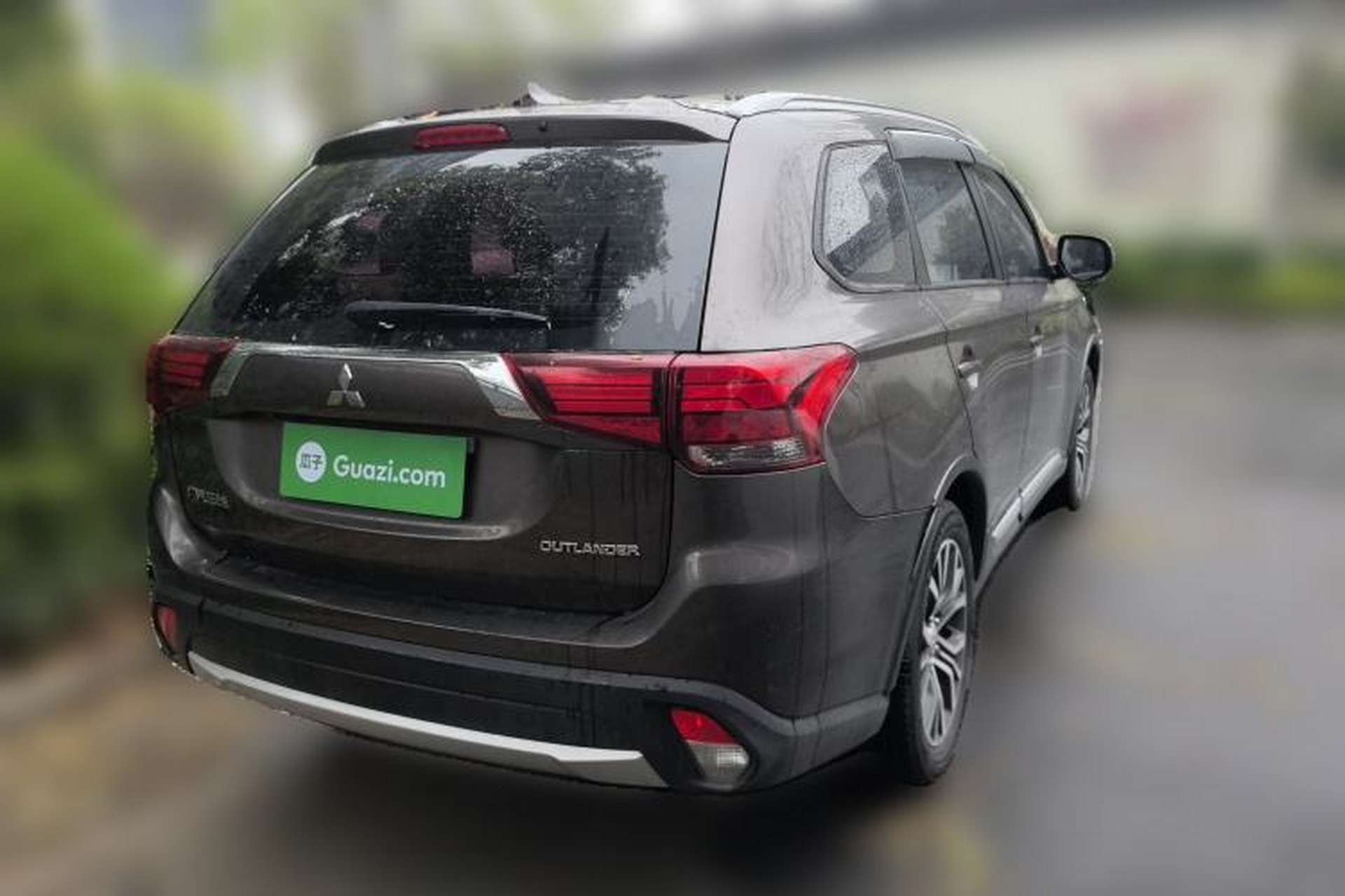 Used Mitsubishi Outlander 2017 2.0L Two-Wheel Drive Glory Edition 5 Seats Rear Right 45 Deg