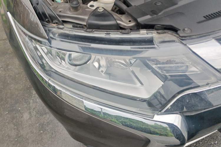 Used Mitsubishi Outlander 2017 2.0L Two-Wheel Drive Glory Edition 5 Seats Right Front Headlight