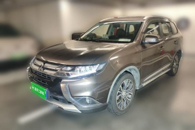 Used Mitsubishi Outlander 2017 2.0L Two-Wheel Drive Glory Edition 5 Seats