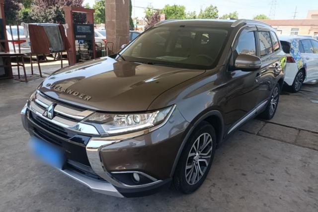 Used Mitsubishi Outlander 2017 2.0L Two-Wheel Drive Glory Edition 5 Seats