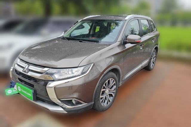 Used Mitsubishi Outlander 2017 2.0L Two-Wheel Drive Glory Edition 5 Seats