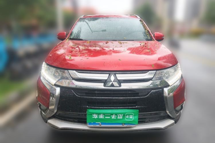Used Mitsubishi Outlander 2017 2.0L Two-Wheel Drive Glory Edition 5 Seats Front