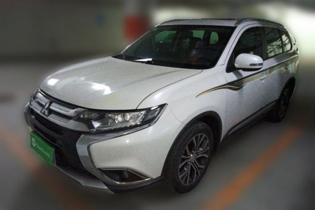 Used Mitsubishi Outlander 2017 2.0L Two-Wheel Drive Glory Edition 5 Seats