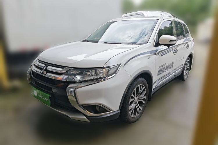 Used Mitsubishi Outlander 2017 2.0L Two-Wheel Drive Glory Edition 5 Seats Guazi used car, China used car export, Used car for sale, Used cars, Cheapest cars for sale