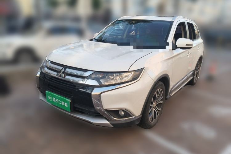 Used Mitsubishi Outlander 2017 2.0L Two-Wheel Drive Glory Edition 5 Seats Guazi used car, China used car export, Used car for sale, Used cars, Cheapest cars for sale