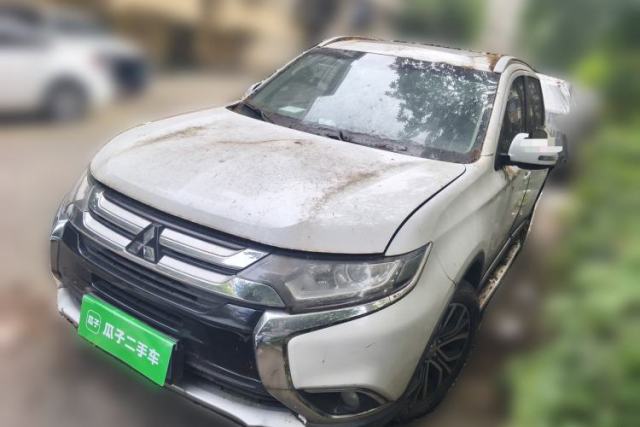 Used Mitsubishi Outlander 2017 2.0L Two-Wheel Drive Glory Edition 5 Seats