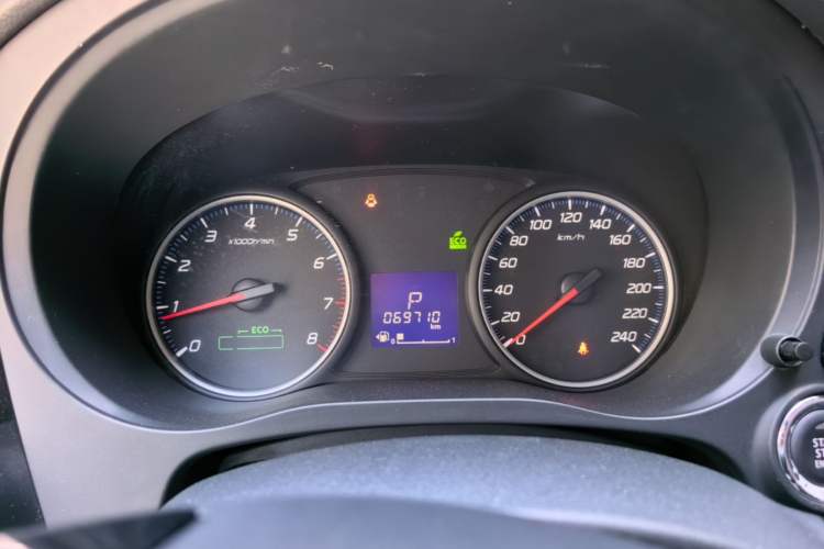Used Mitsubishi Outlander 2017 2.0L Two-Wheel Drive Glory Edition 5 Seats Instrument Cluster