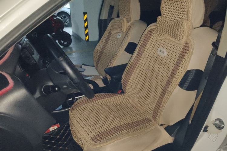 Used Mitsubishi Outlander 2017 2.0L Two-Wheel Drive Glory Edition 5 Seats Left Front Seat