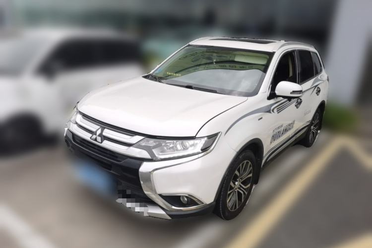 Used Mitsubishi Outlander 2017 2.0L Two-Wheel Drive Glory Edition 5 Seats Guazi used car, China used car export, Used car for sale, Used cars, Cheapest cars for sale