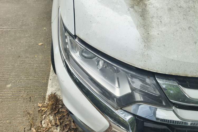 Used Mitsubishi Outlander 2017 2.0L Two-Wheel Drive Glory Edition 5 Seats Right Front Headlight