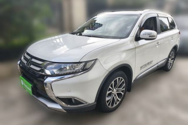 Used Mitsubishi Outlander 2017 2.0L Two-Wheel Drive Glory Edition 5 Seats