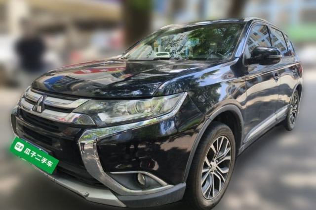 Used Mitsubishi Outlander 2018 2.0L Two-Wheel-Drive Jiale Edition 7-Seater