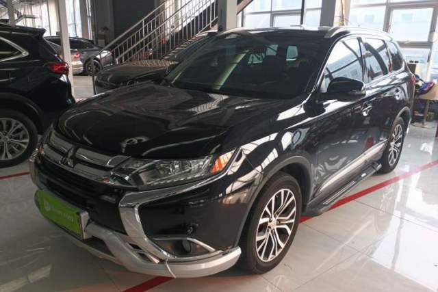 Used Mitsubishi Outlander 2018 2.0L Two-Wheel Drive Glory Edition 5 Seats