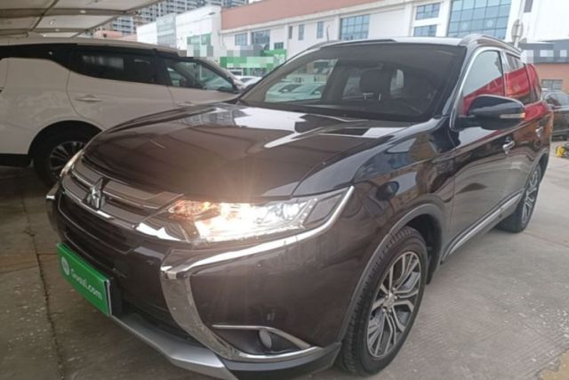 Used Mitsubishi Outlander 2018 2.4L 4x4 Elite Edition 5 Seats
