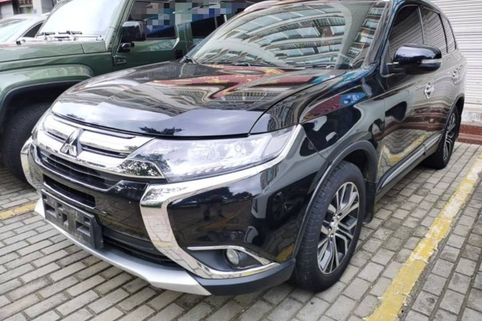Mitsubishi Outlander 2018