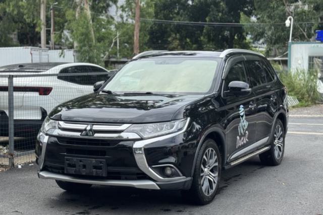Used Mitsubishi Outlander 2018 2.4L 4x4 Elite Edition 5 Seats