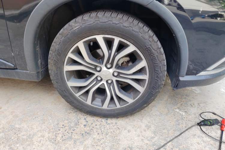 Used Mitsubishi Outlander 2018 2.0L Two-Wheel Drive Glory Edition 5 Seats Exterior 1