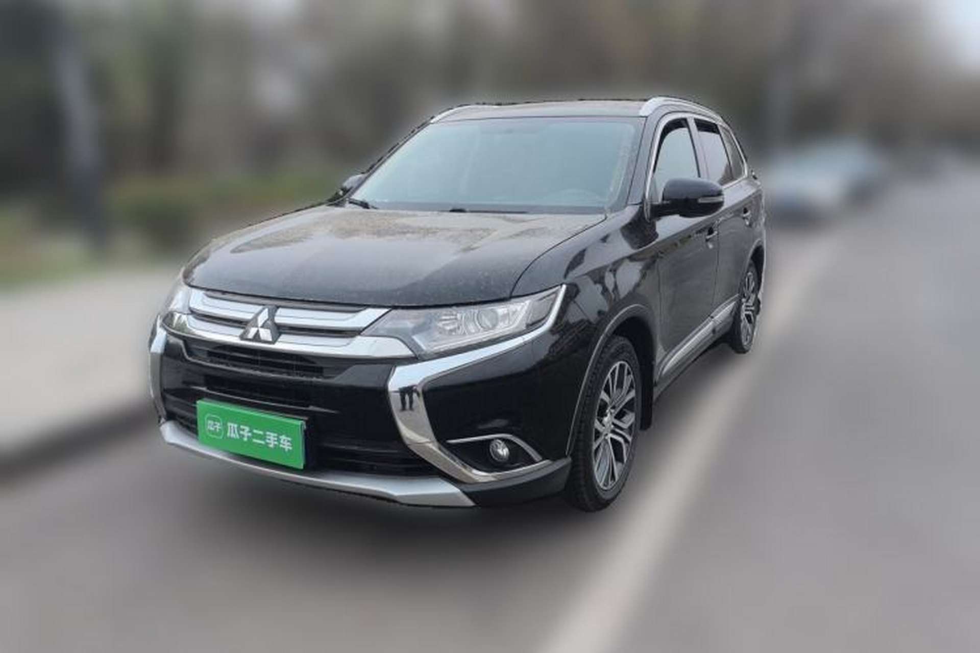 Used Mitsubishi Outlander 2018 2.0L Two-Wheel Drive Glory Edition 5 Seats Front Left 45 Deg