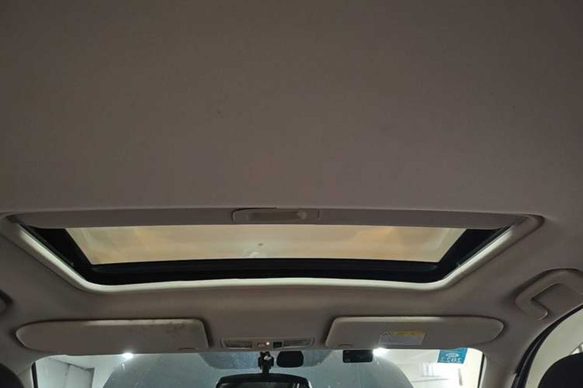 Used Mitsubishi Outlander 2018 2.0L Two-Wheel Drive Glory Edition 5 Seats Headliner