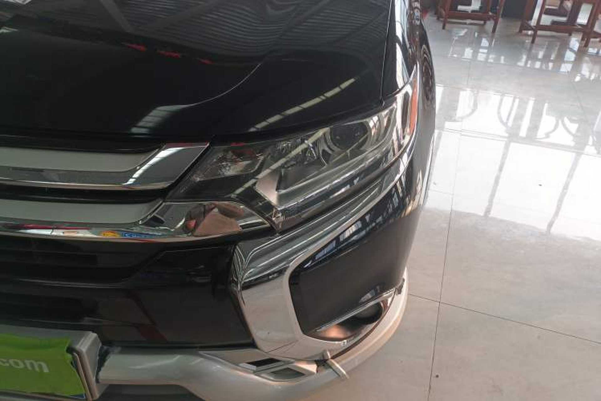 Used Mitsubishi Outlander 2018 2.0L Two-Wheel Drive Glory Edition 5 Seats Left Front Headlight