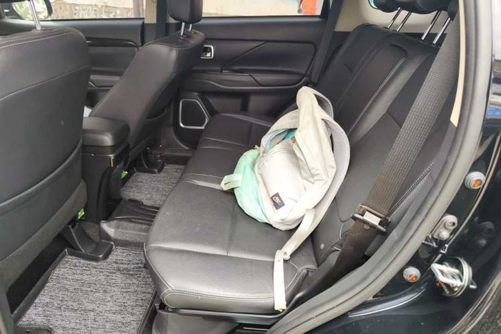 Used Mitsubishi Outlander 2018 2.0L Two-Wheel Drive Glory Edition 5 Seats Left Rear Seat