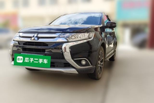 Used Mitsubishi Outlander 2018 2.0L Two-Wheel-Drive Jiale Edition 7-Seater