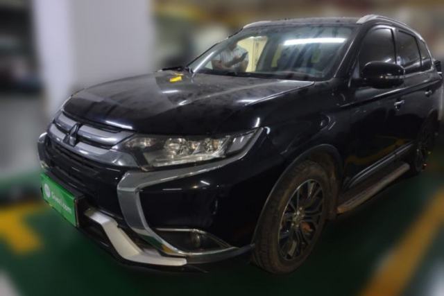 Used Mitsubishi Outlander 2018 2.4L 4x4 Elite Edition 5 Seats