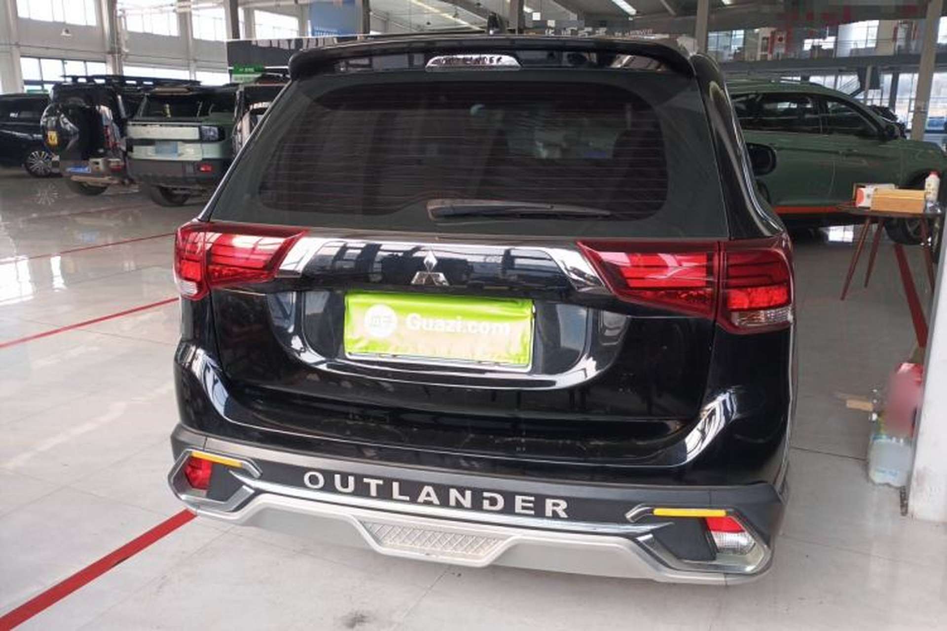 Used Mitsubishi Outlander 2018 2.0L Two-Wheel Drive Glory Edition 5 Seats Rear