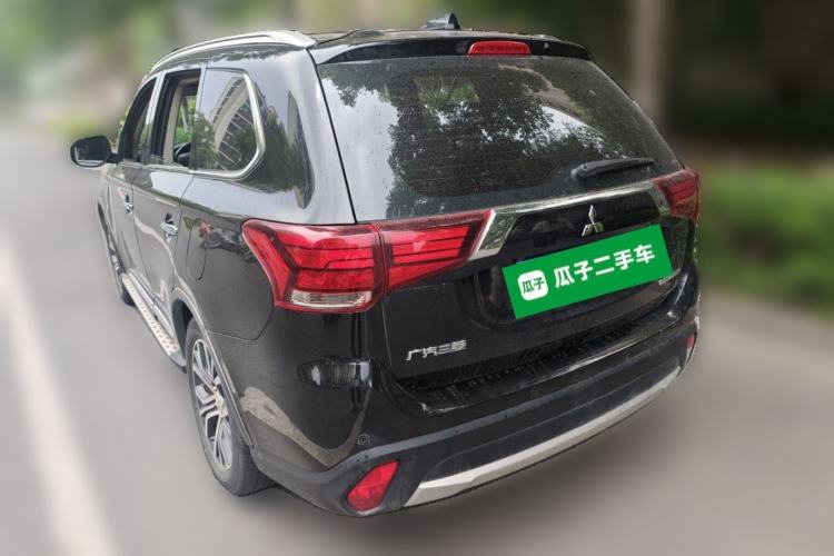 Used Mitsubishi Outlander 2018 2.4L 4x4 Elite Edition 5 Seats Rear Left 45 Deg