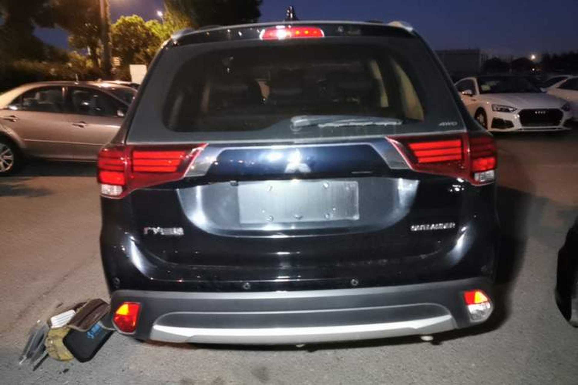 Used Mitsubishi Outlander 2018 2.4L 4x4 Elite Edition 5 Seats Rear