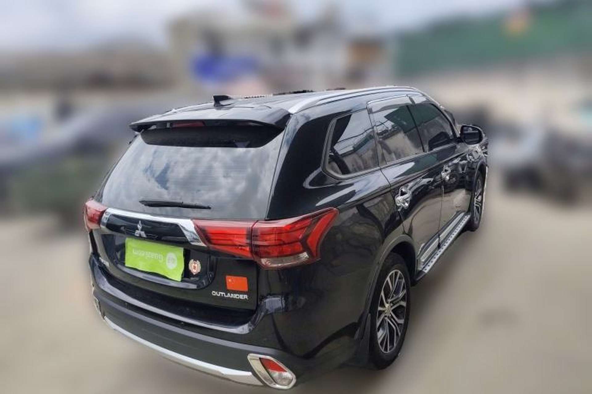 Used Mitsubishi Outlander 2018 2.0L Two-Wheel Drive Glory Edition 5 Seats Rear Right 45 Deg