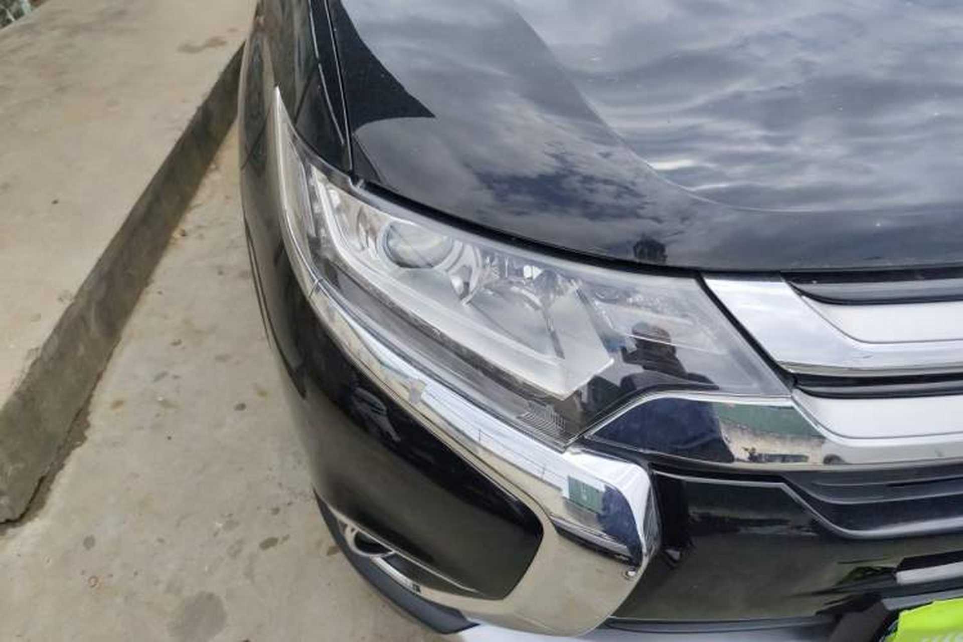 Used Mitsubishi Outlander 2018 2.0L Two-Wheel Drive Glory Edition 5 Seats Right Front Headlight
