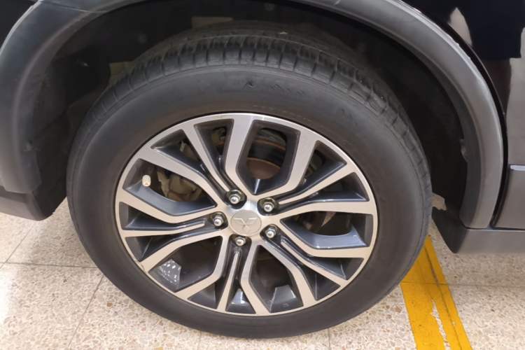 Used Mitsubishi Outlander 2018 2.0L Two-Wheel-Drive Jiale Edition 7-Seater Right Rear Wheel Hub
