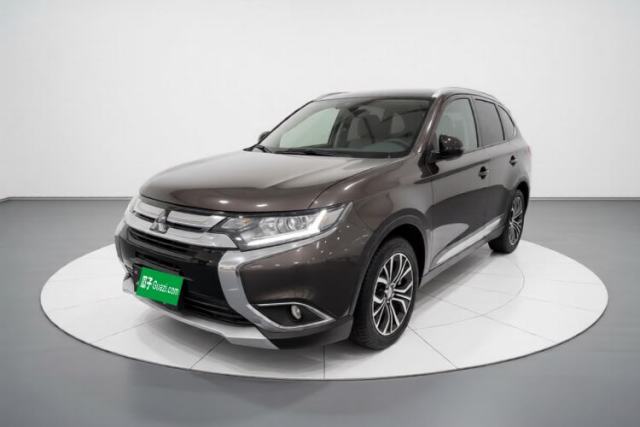 Mitsubishi Outlander 2018 2.0L Two-Wheel Drive Glory Edition 5 Seats usado