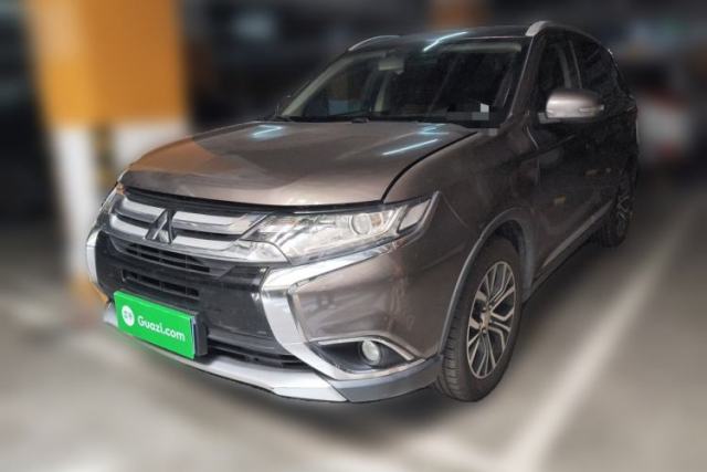 Used Mitsubishi Outlander 2018 2.0L Two-Wheel Drive Glory Edition 5 Seats