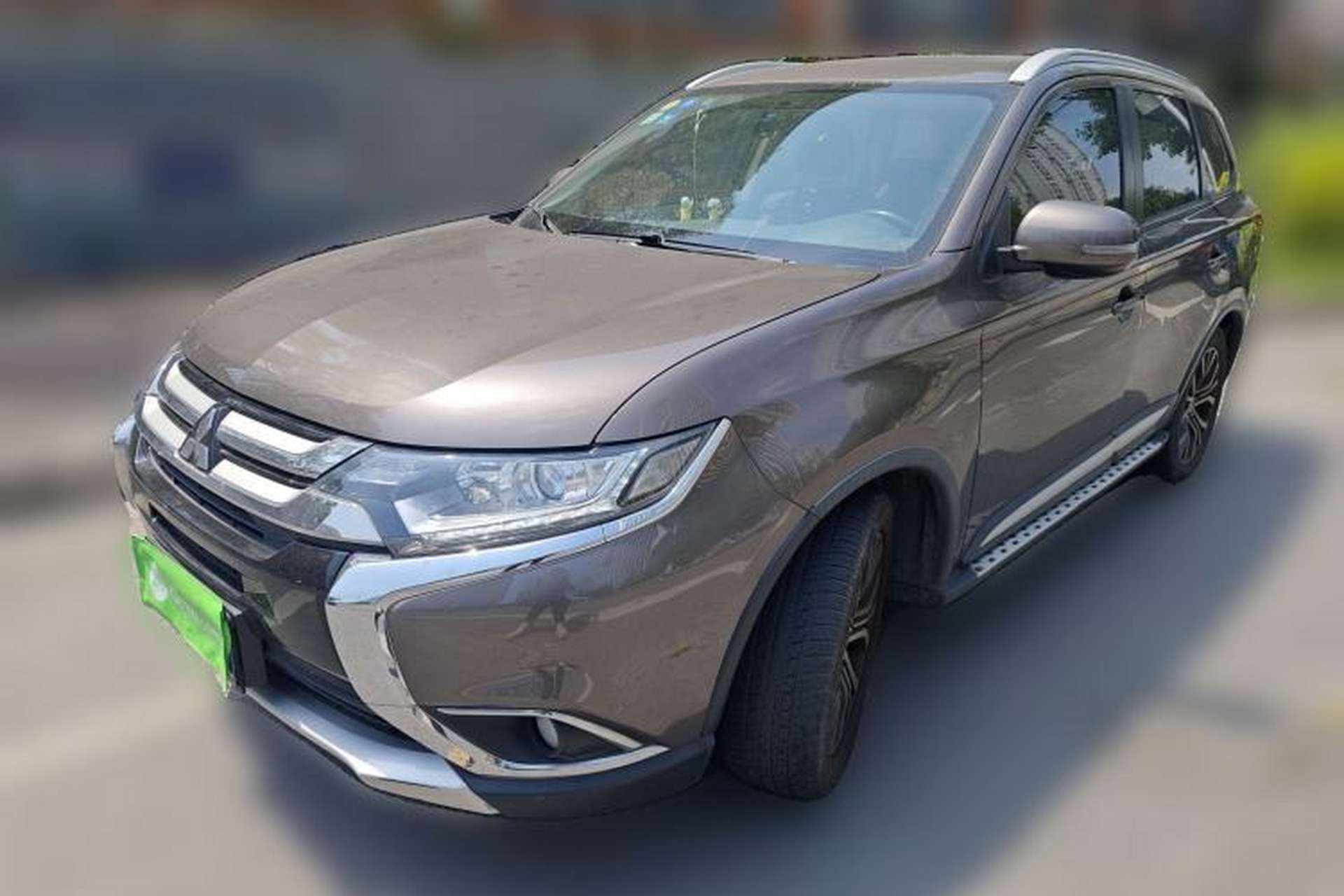 Used Mitsubishi Outlander 2018 2.0L Two-Wheel Drive Glory Edition 5 Seats Front Left 45 Deg