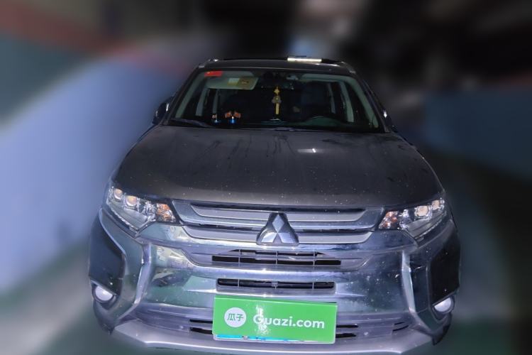 Used Mitsubishi Outlander 2018 2.4L 4x4 Elite Edition 5 Seats Front