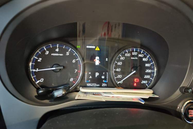 Used Mitsubishi Outlander 2018 2.4L 4x4 Elite Edition 5 Seats Instrument Cluster