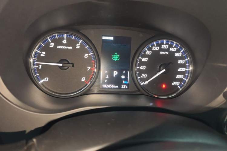 Used Mitsubishi Outlander 2018 2.4L 4x4 Elite Edition 5 Seats Instrument Cluster