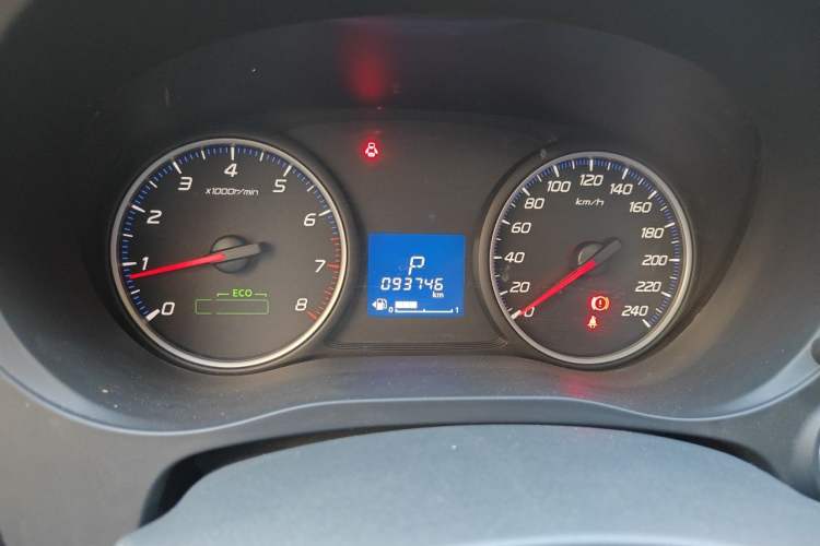 Used Mitsubishi Outlander 2018 2.0L Two-Wheel Drive Glory Edition 5 Seats Instrument Cluster