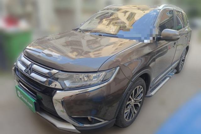 Used Mitsubishi Outlander 2018 2.0L Two-Wheel Drive Glory Edition 5 Seats