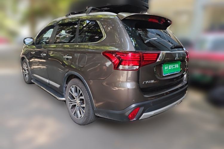 Used Mitsubishi Outlander 2018 2.4L 4x4 Elite Edition 5 Seats Rear Left 45 Deg