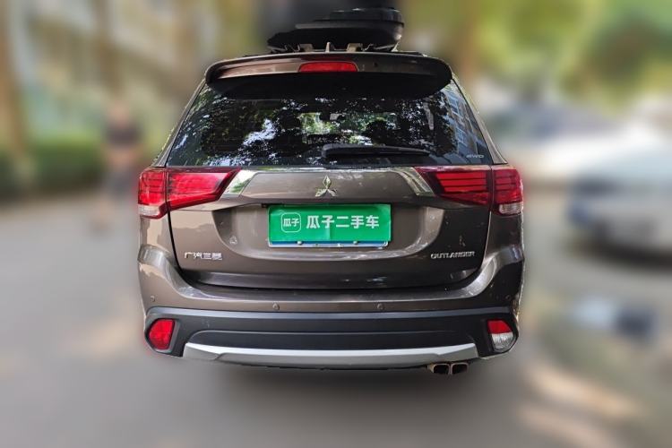 Used Mitsubishi Outlander 2018 2.4L 4x4 Elite Edition 5 Seats Rear