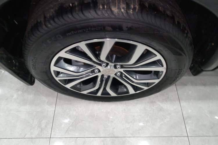 Used Mitsubishi Outlander 2018 2.4L 4x4 Elite Edition 5 Seats Right Rear Wheel Hub