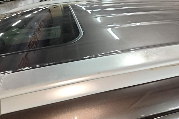Used Mitsubishi Outlander 2018 2.0L Two-Wheel-Drive Jiale Edition 7-Seater Roof