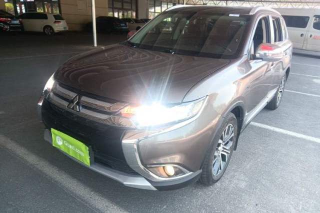 Used Mitsubishi Outlander 2018 2.4L 4x4 Elite Edition 5 Seats