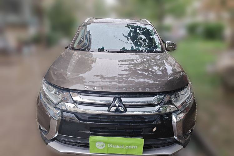 Used Mitsubishi Outlander 2018 2.0L Two-Wheel Drive Glory Edition 5 Seats Exterior 1