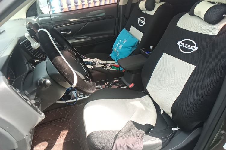 Used Mitsubishi Outlander 2018 2.0L Two-Wheel-Drive Jiale Edition 7-Seater Left Front Seat